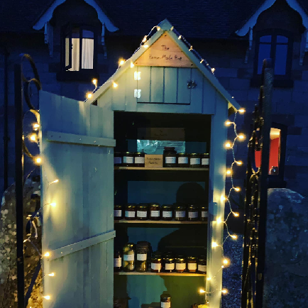 The Home Made Hut